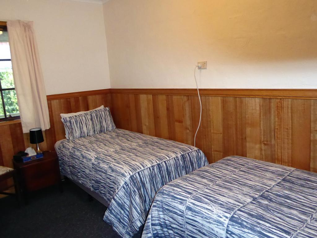 Platypus Park Country Retreat Villa Bridport Exteriör bild
