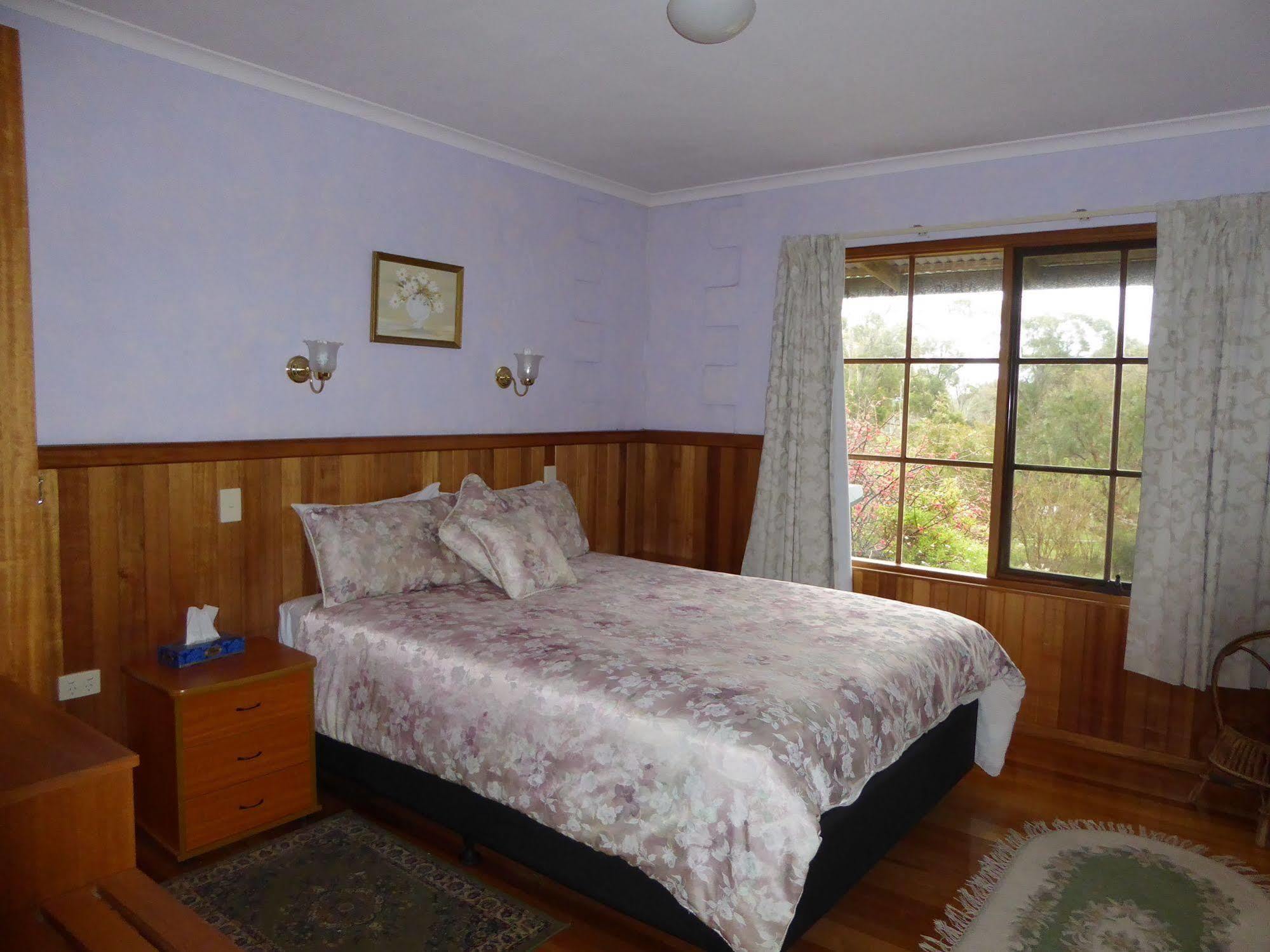 Platypus Park Country Retreat Villa Bridport Exteriör bild