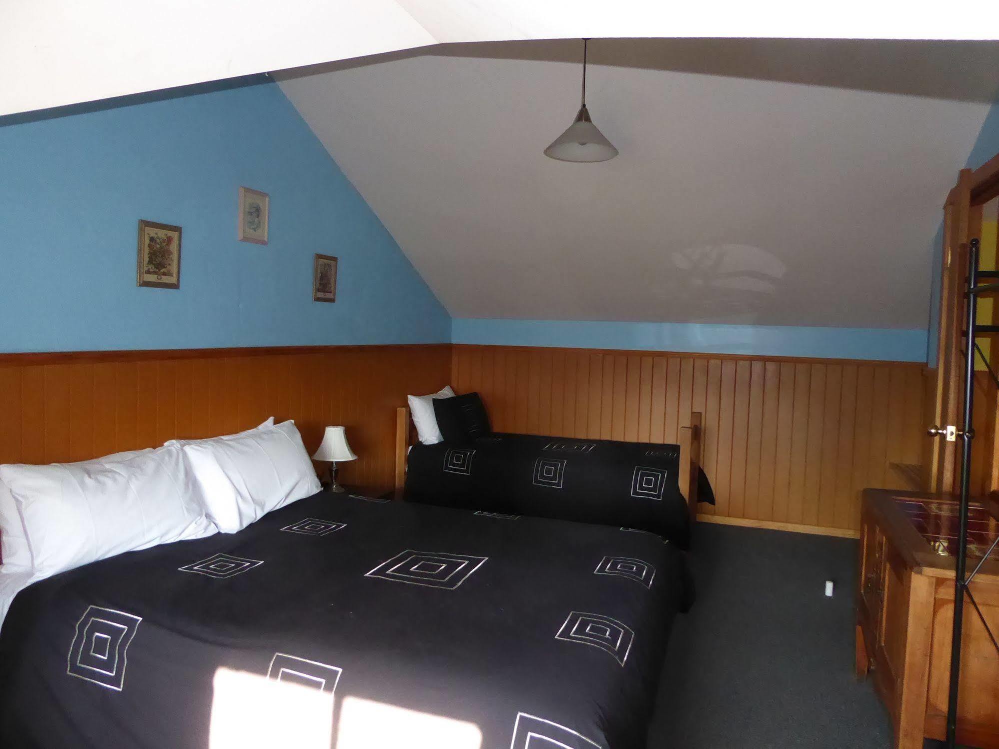 Platypus Park Country Retreat Villa Bridport Exteriör bild